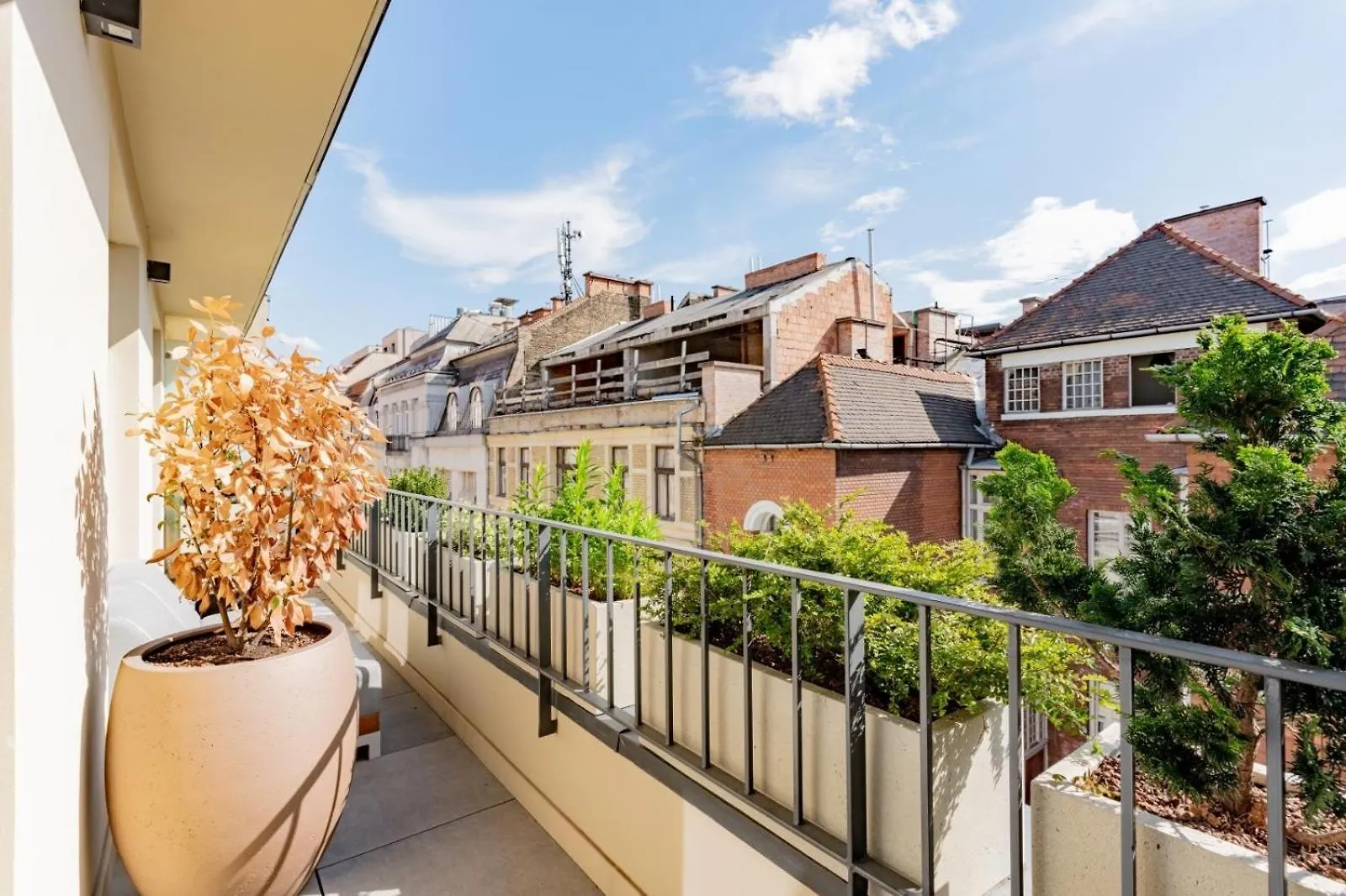 Apartment Gem In The City Budapest Hungary
