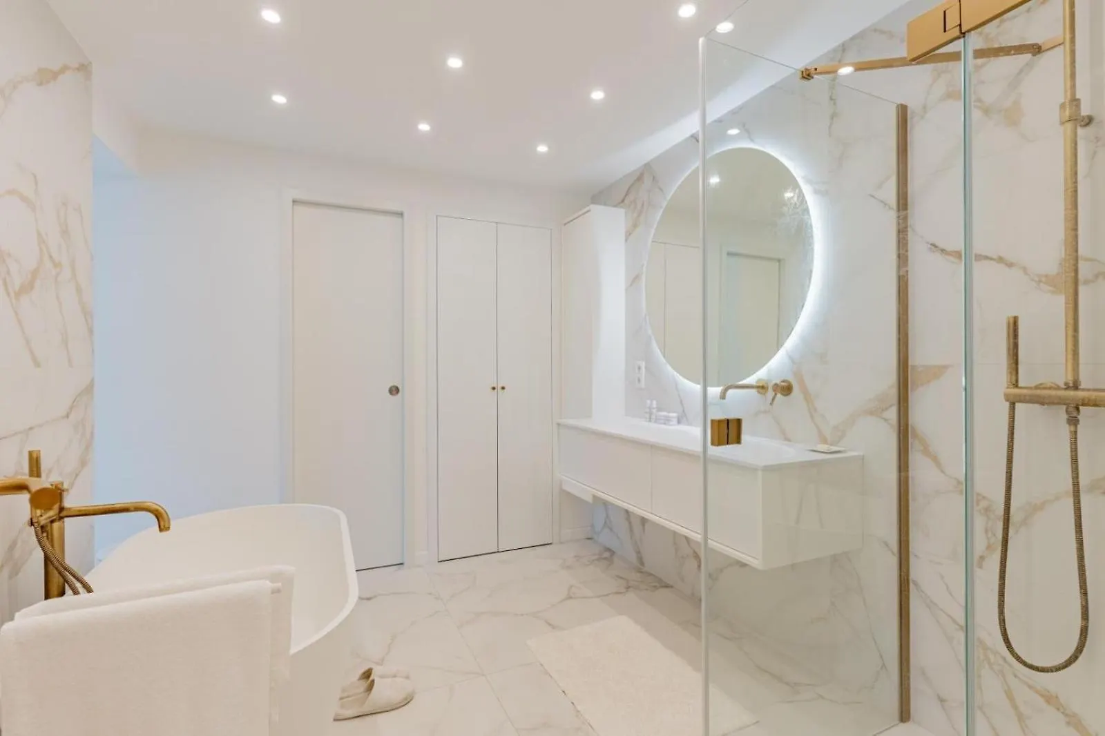 Gem In The City Budapest Apartment